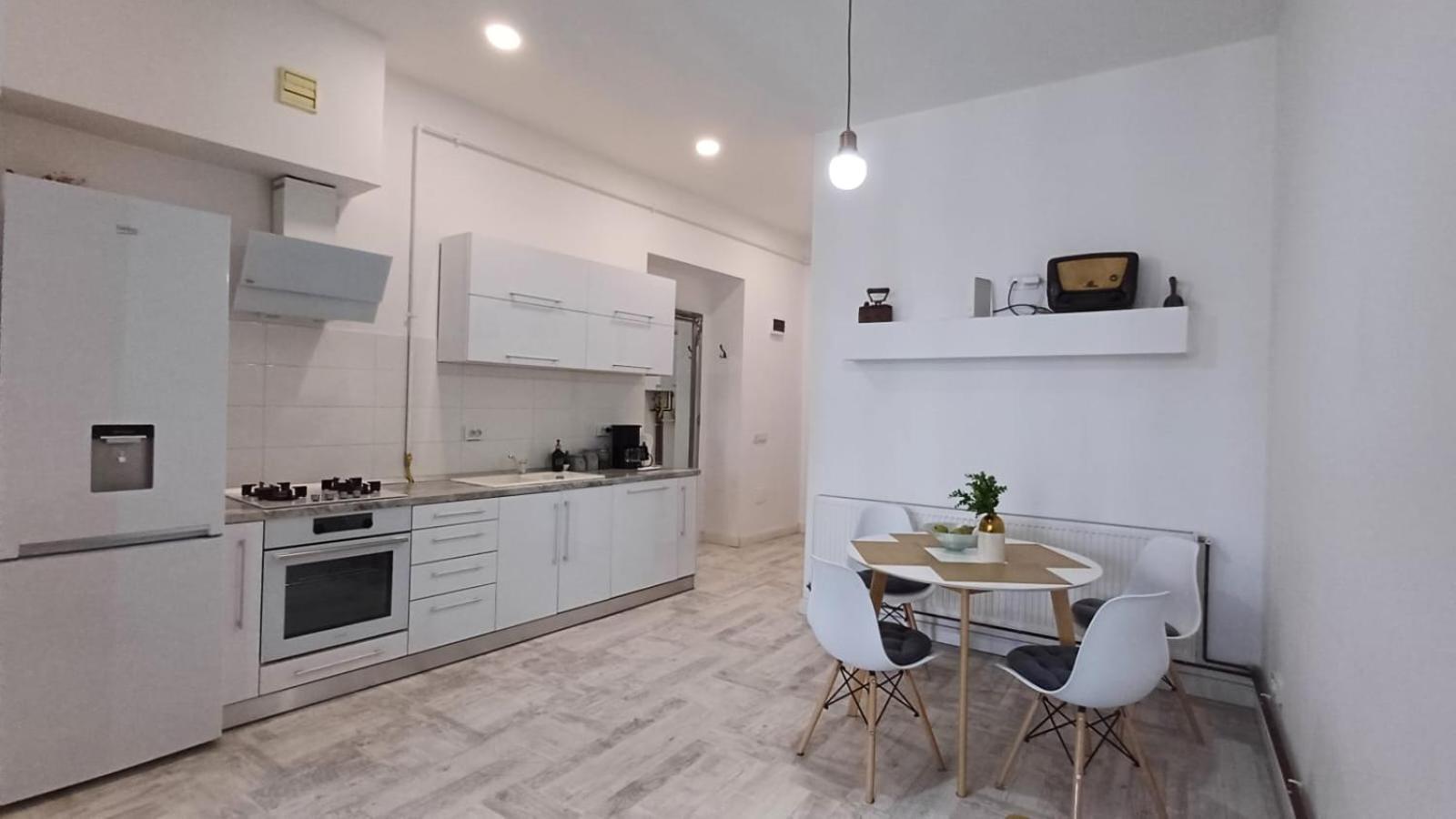 Appartement Apartament Stefan à Turda Extérieur photo
